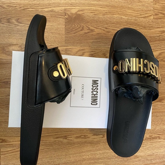 Moschino Sandal - Picture 6 of 6